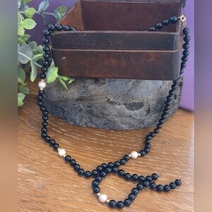 Stunning Vintage Natural Black Onyx And Pearl Necklace And Bracelet Set